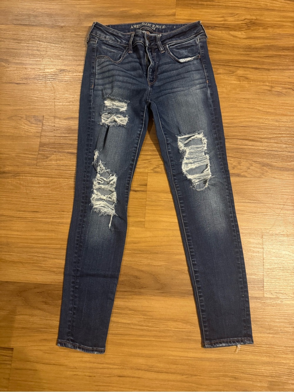 American Eagle Outfitters Women’s Distressed Skinny Jeans